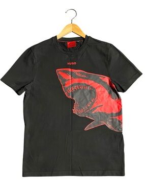 NWOT Men’s HUGO Hugo Boss Darmolejo Shark Graphic T-Shirt